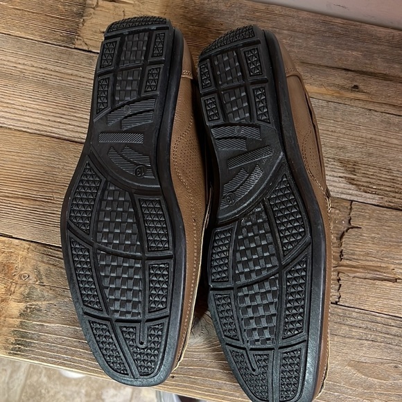 Akademiks brown stride slip on loafer. Size 13. NWOT. - Picture 6 of 6